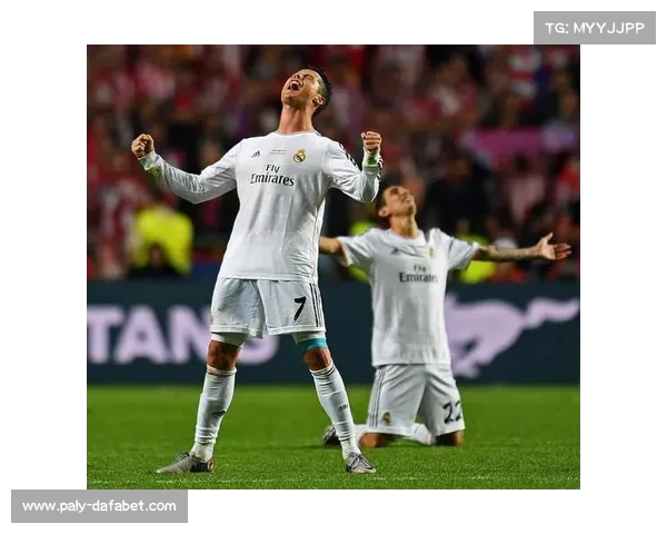 皮克重提与C罗旧怨怒斥皇马DNA引发争议再掀舆论风波